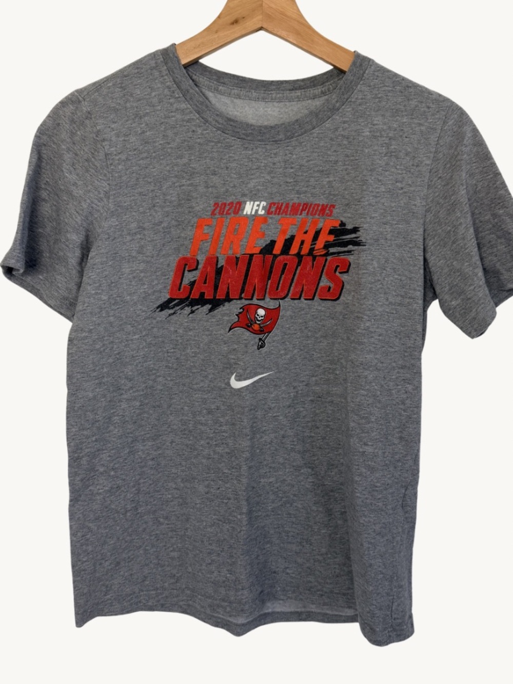 Nike Tampa Bay Buccaneers Fire The Cannons 2020 NFC Champions Shirt Youth Large